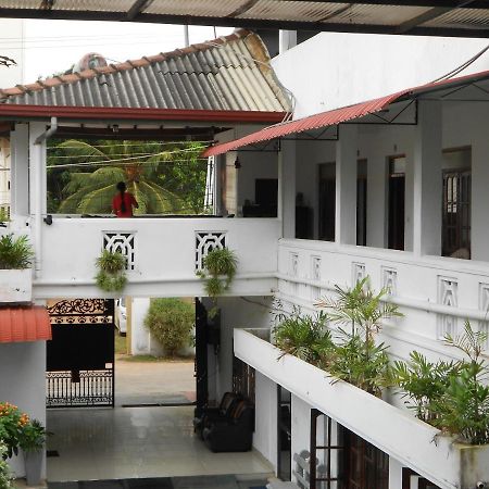 Shanith Guesthouse Negombo Kültér fotó