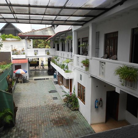 Shanith Guesthouse Negombo Kültér fotó