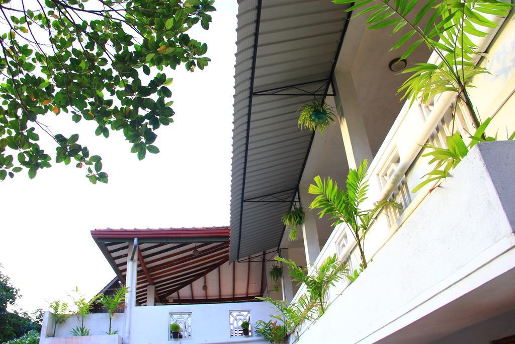 Shanith Guesthouse Negombo Kültér fotó